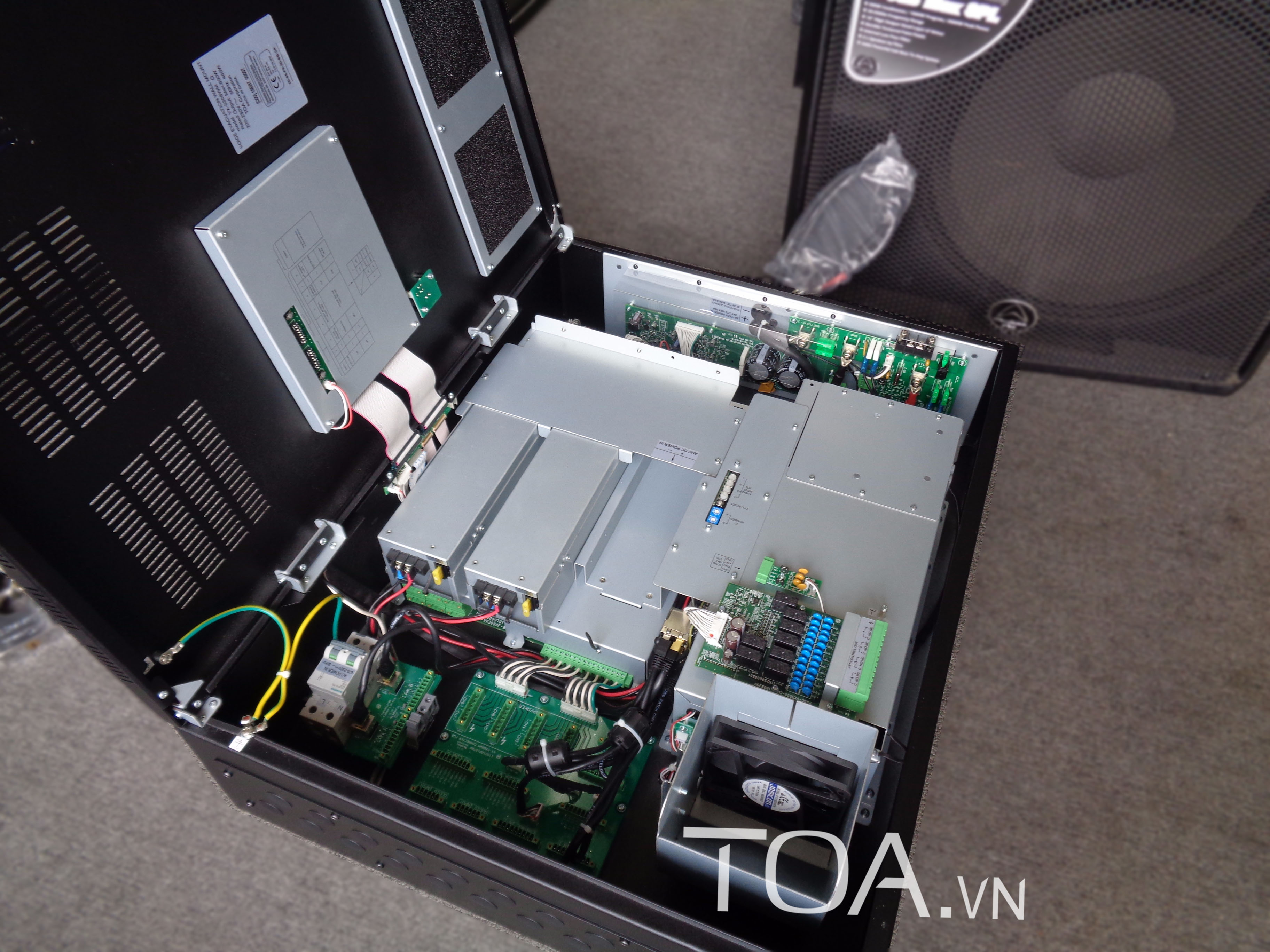 Hệ thống thông báo tích hợp TOA VX-3308WM
