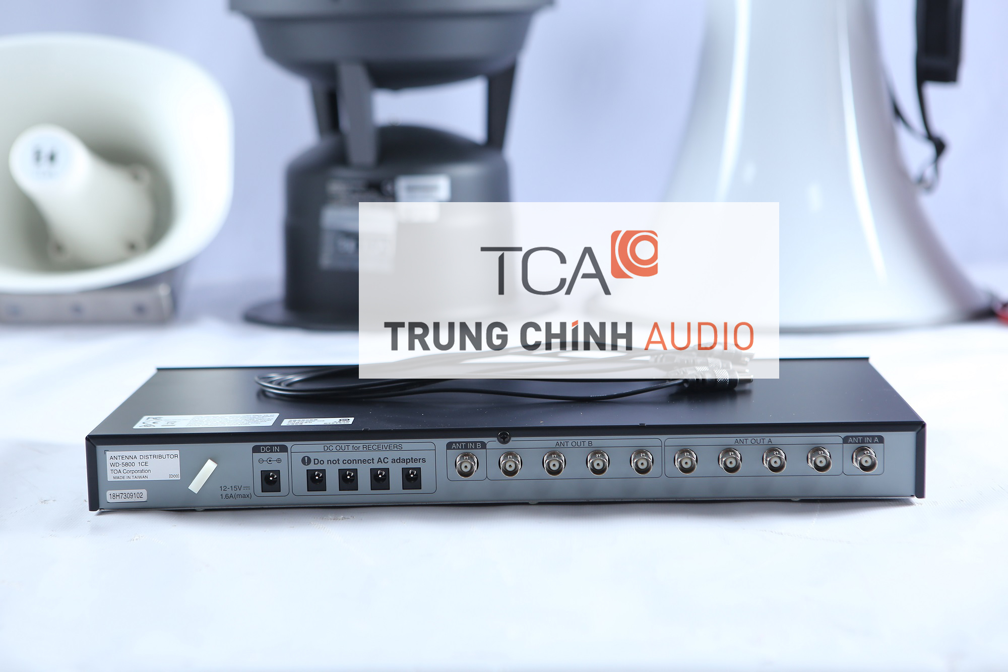 Bộ thu TOA WD-5800 là bộ thu không dây chính hãng của TOA phân phối tại TCA